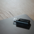 VERBATIM PENDRIVE USB 2.0 Store 'n' Go Slider USB Drive 64GB  98698