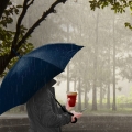 Parasol z rączką w kształcie litery C