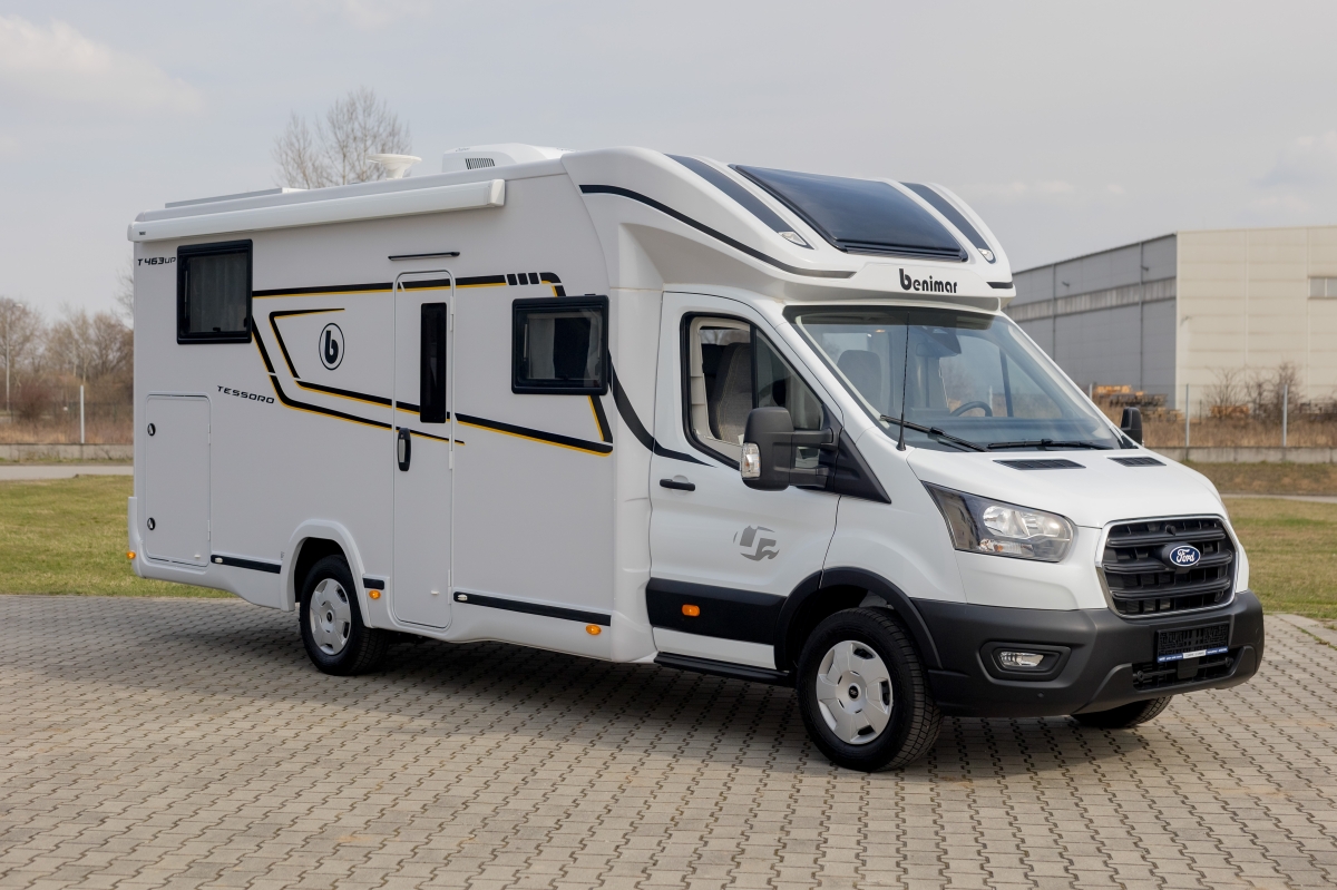 Ford_BENIMAR_TESSORO_T463_UP_(01).jpg