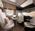 det_globebus_4x4_t46_heron_sitzgruppe_ret_05212025.webp