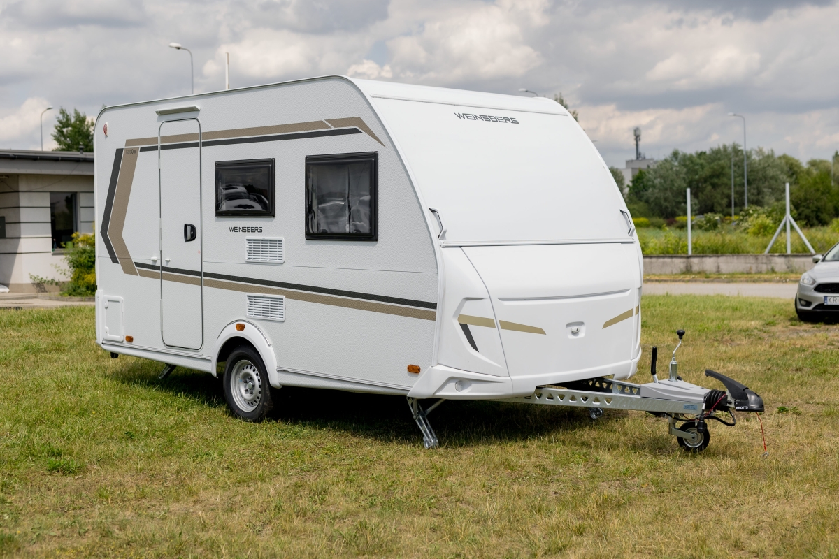 Weinsberg_Cara_One _390QD_(01).jpg